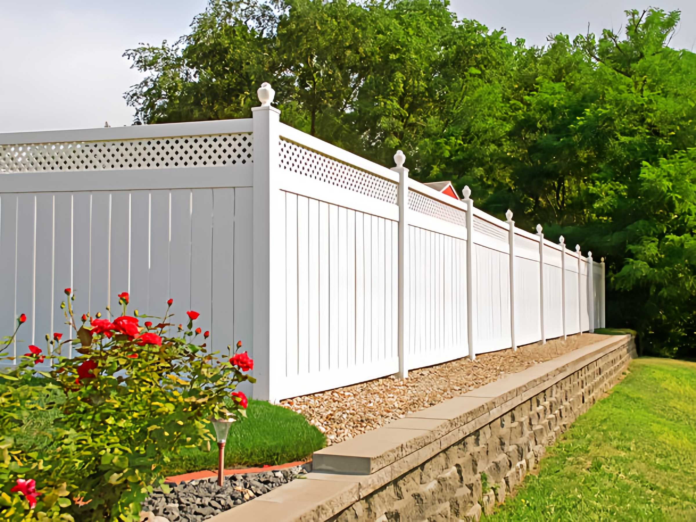 Markham fence builder